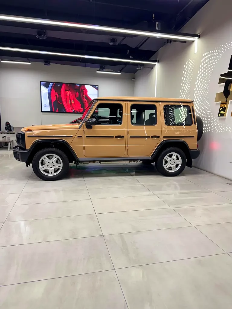 Mercedes G class