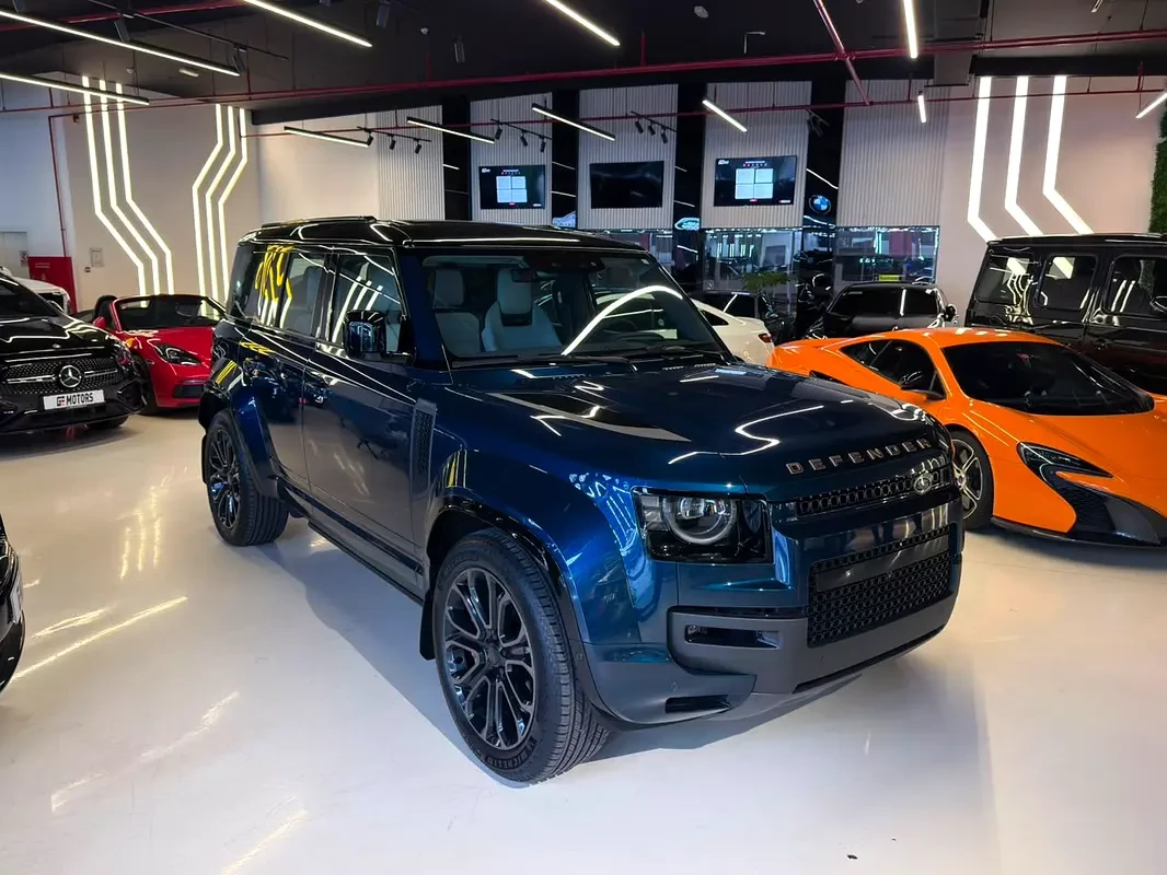 Land Rover Defender