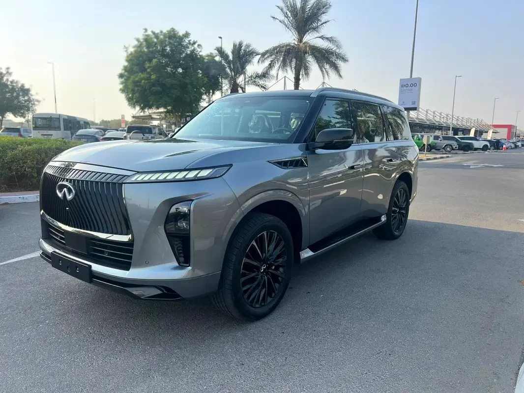 Infiniti QX80