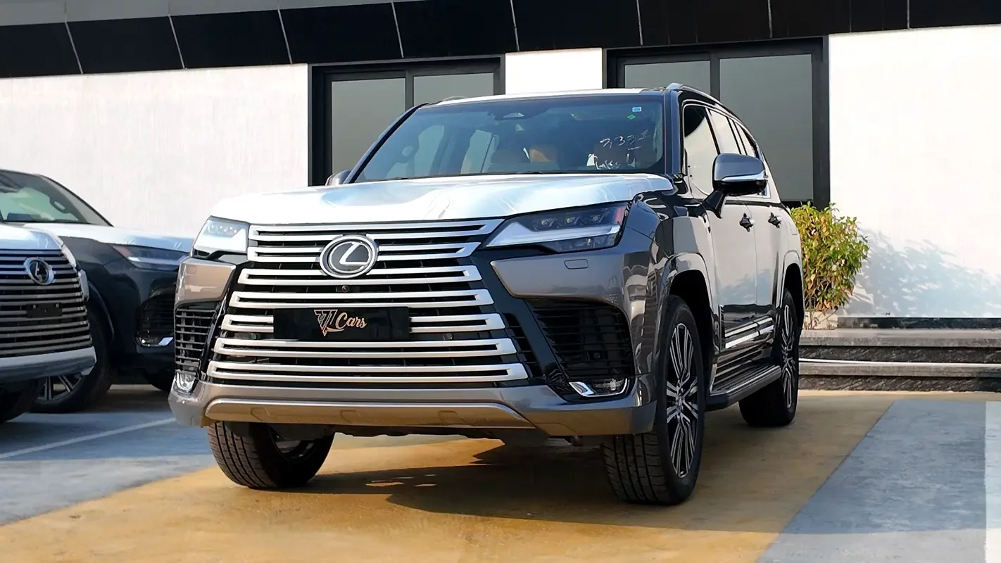 Lexus LX