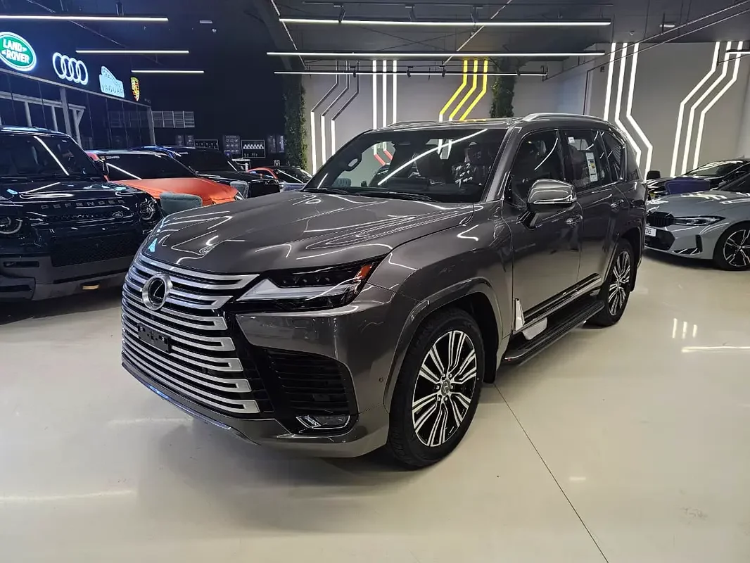 Lexus LX